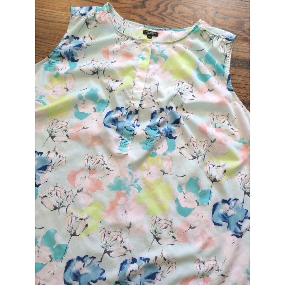 Talbots Woman Petites Lite Blue All-over Floral Sleeveless Blouse Sz 22P Flowy